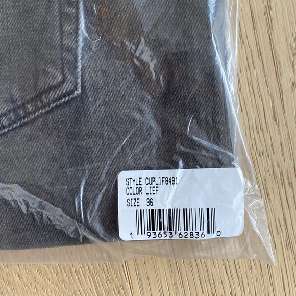 NWT Joe's Jeans Men's the Dean Slim Tapered High Rise Jeans, Lief Grey, size 36 - Picture 11 of 13